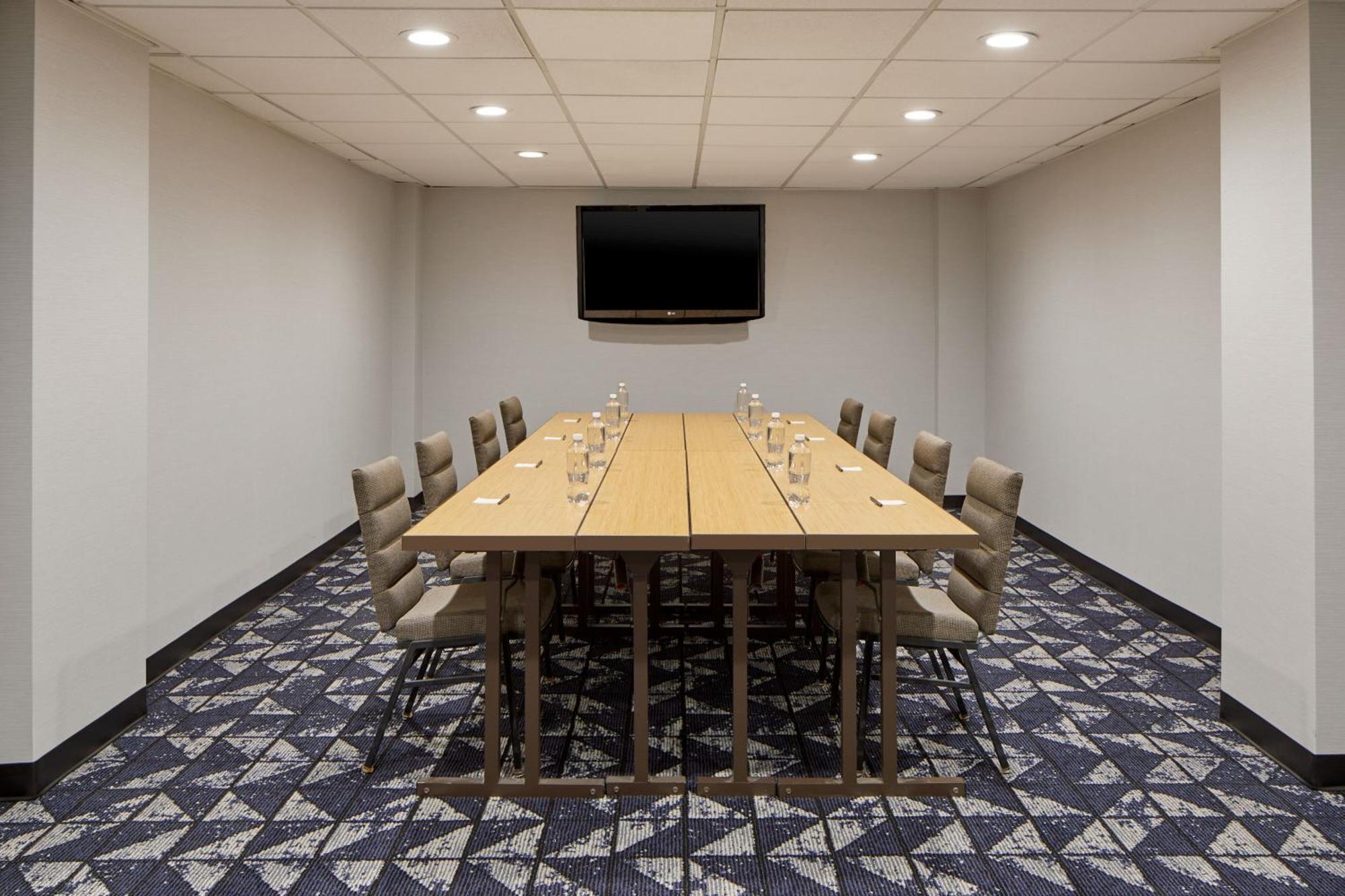 Hotel Courtyard By Marriott Downtown 3*