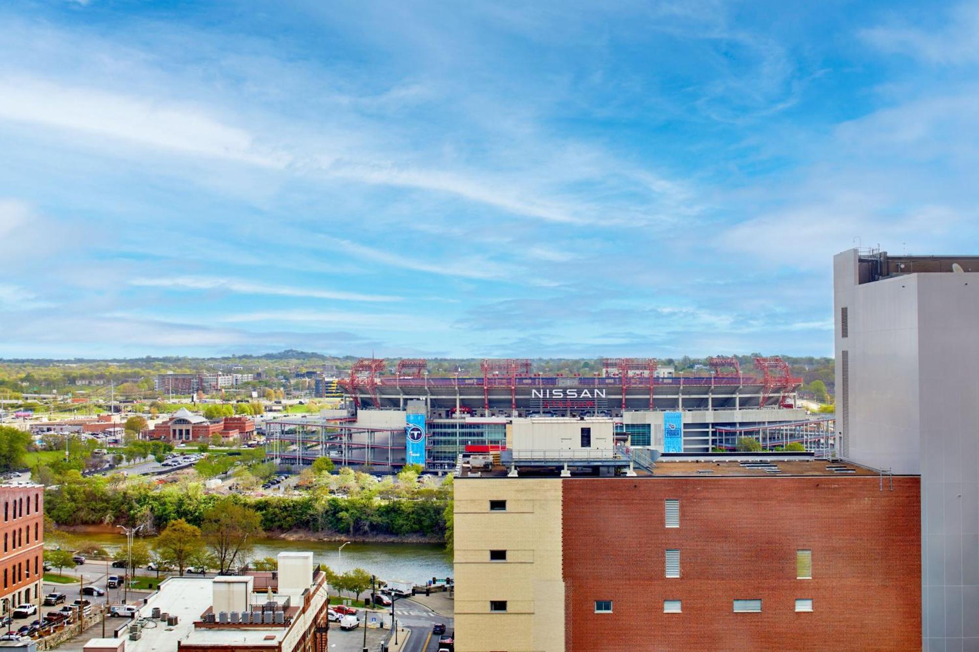 Courtyard By Marriott Downtown Hotel Nashville